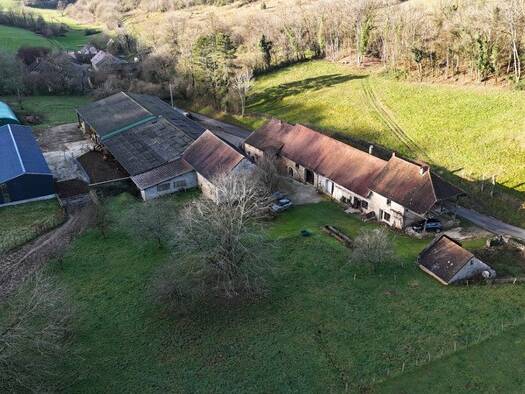 Maison à vendre 620 000 € 5 pièces 3 chambres 167 m² 440 000 m² de terrain Tourmont 39190