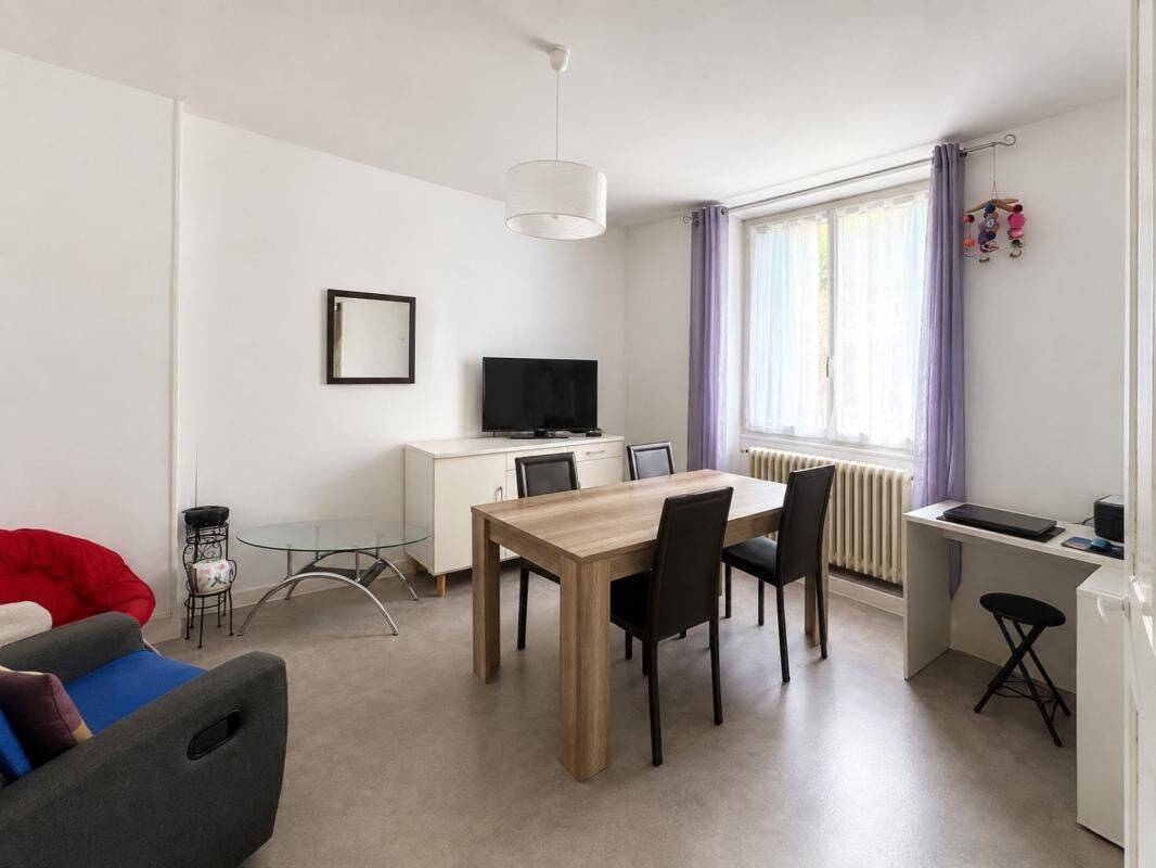 Maison 2 pièces 52 m² · à Saint-Priest-Taurion · 52 m² · 500 €
