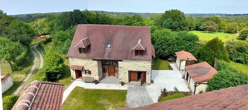 Maison 9 pièces 221 m² · à Crozant · 221 m² · 275 000 €