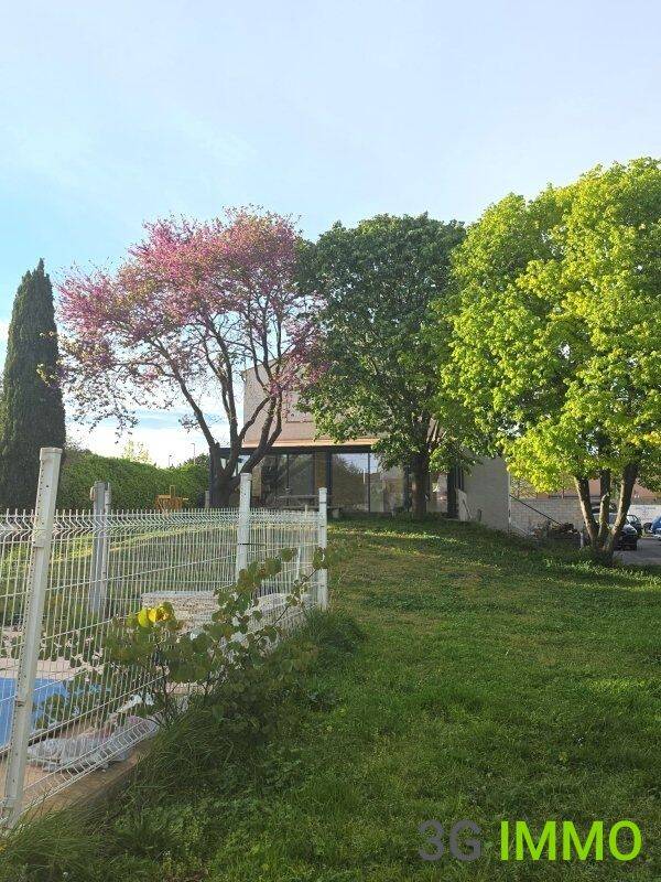 Maison 7 pièces 136 m² · à Lespignan · 136 m² · 450 000 €