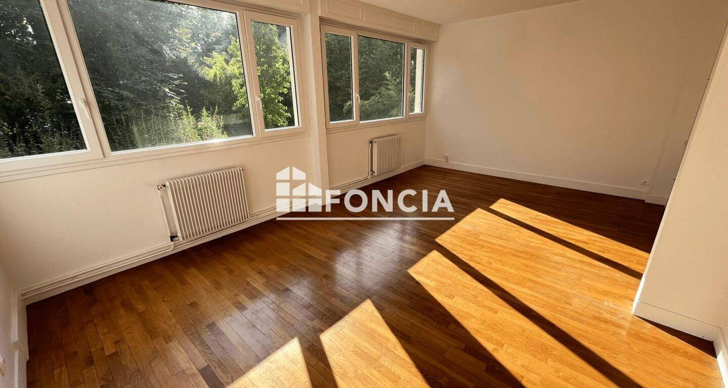 Appartement 3 pièces 71 m² · à Bourg-la-Reine · 71 m² · 1 740 €