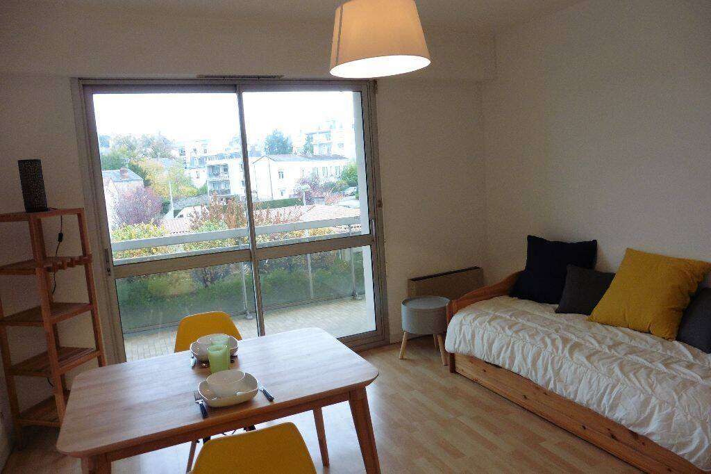Appartement 1 pièce 23 m² · à Limoges · 22,9 m² · 395 €
