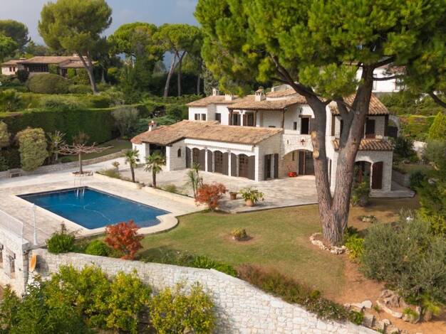 Maison à vendre 2 990 000 € 2 pièces 3 chambres 256,9 m² 2 515 m² de terrain Saint-Paul-de-Vence 06570