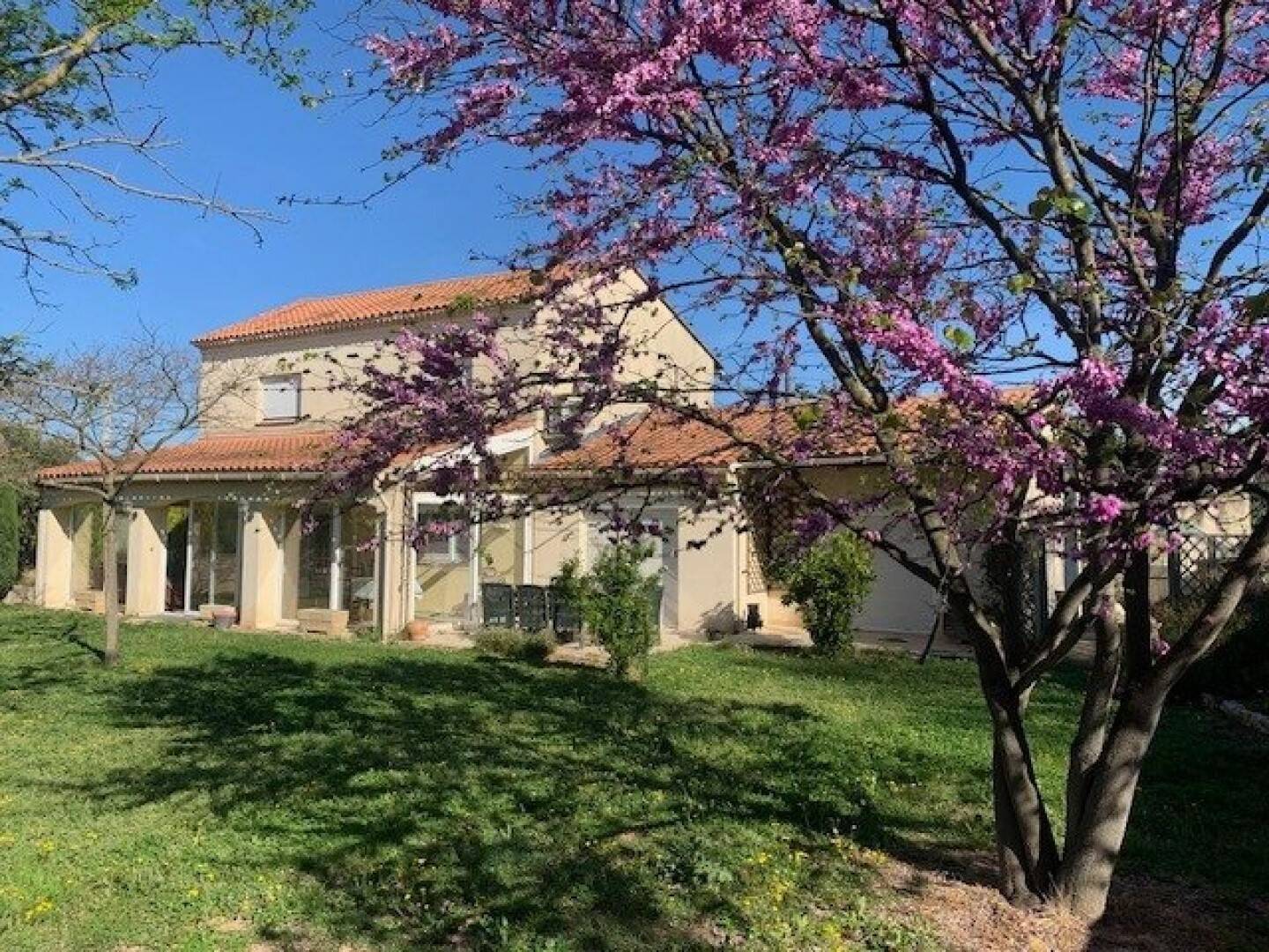 Maison 8 pièces 277 m² · à Beaucaire · 277 m² · 622 000 €
