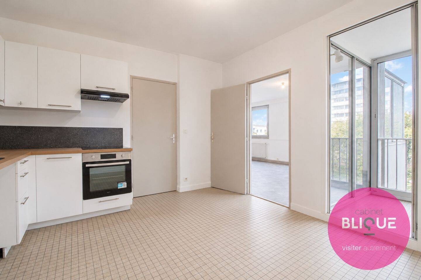 Appartement 5 pièces 103 m² · à Vandoeuvre les Nancy · 103 m² · 145 000 €