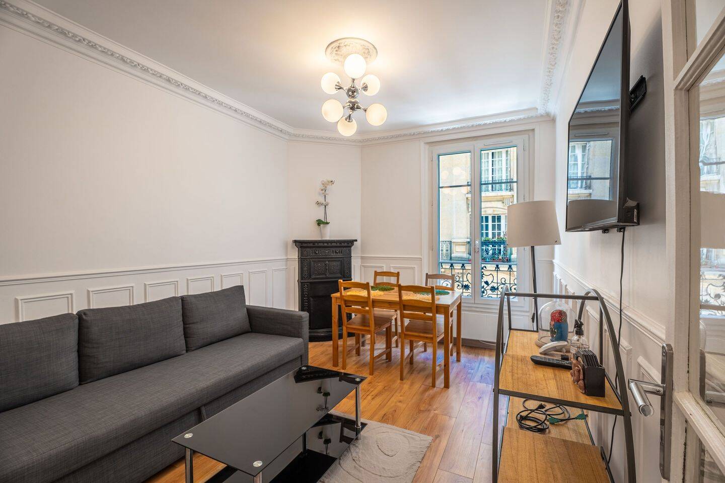 Appartement 2 pièces 35 m² · à Paris 15ème Arrondissement · 34,6 m² · 1 700 €/mois