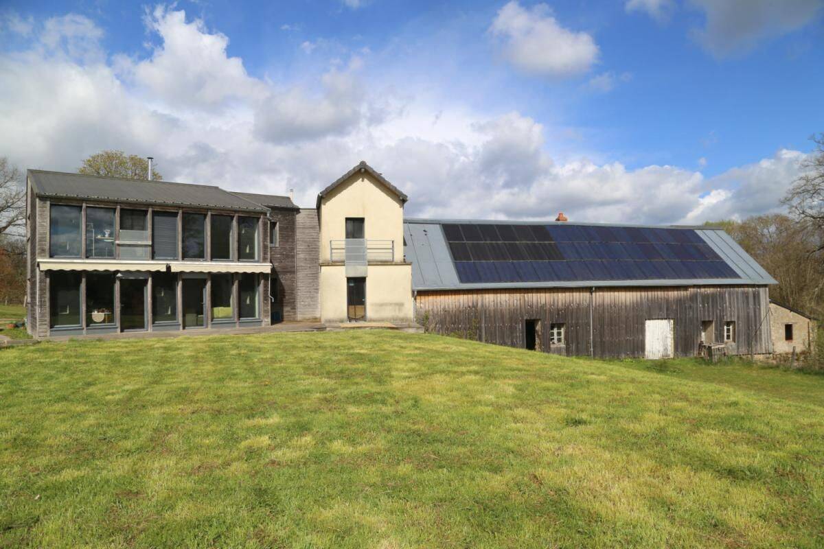Maison 6 pièces 150 m² · à Cordesse · 150 m² · 440 000 €