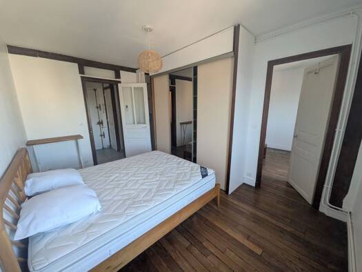 Appartement à louer 1 535 € 2 pièces 1 chambre 44 m² Étage 5/5 Gabrielle Leclerc Charenton-le-Pont 94220