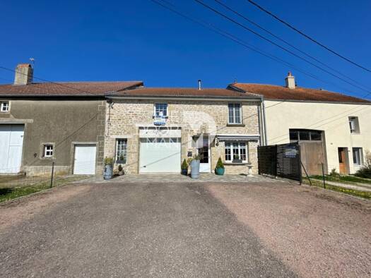 Maison à vendre 122 000 € 5 pièces 3 chambres 122 m² 853 m² de terrain Lavernoy 52140