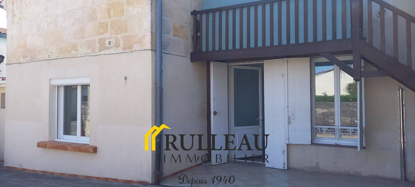 Maison 1 pièce 39 m² · à Pugnac · 39,4 m² · 420 €