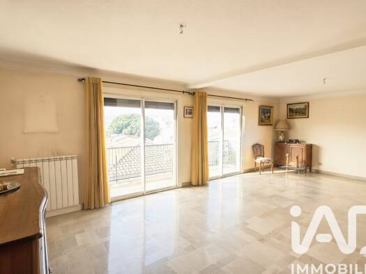 Appartement à vendre 169 000 € 5 pièces 3 chambres 117,1 m² Étage 3/5 Les Remparts-Kennedy Perpignan 66100