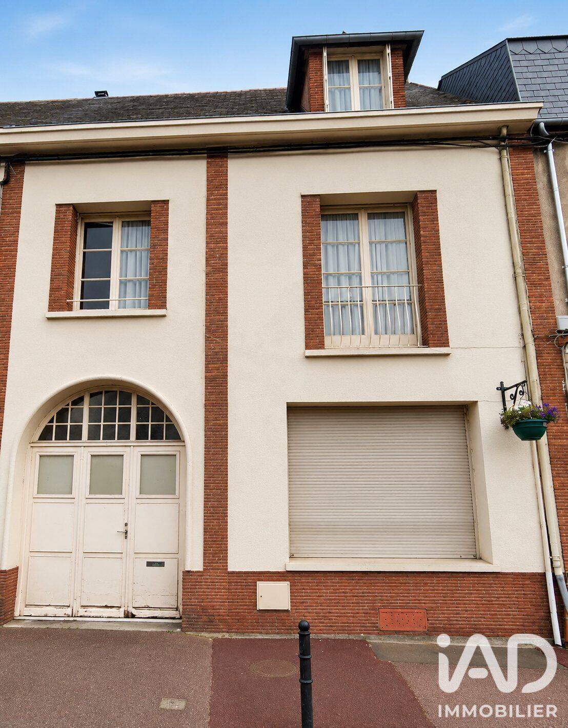 Maison 6 pièces 130 m² · à Montfort-sur-Risle · 130 m² · 138 000 €