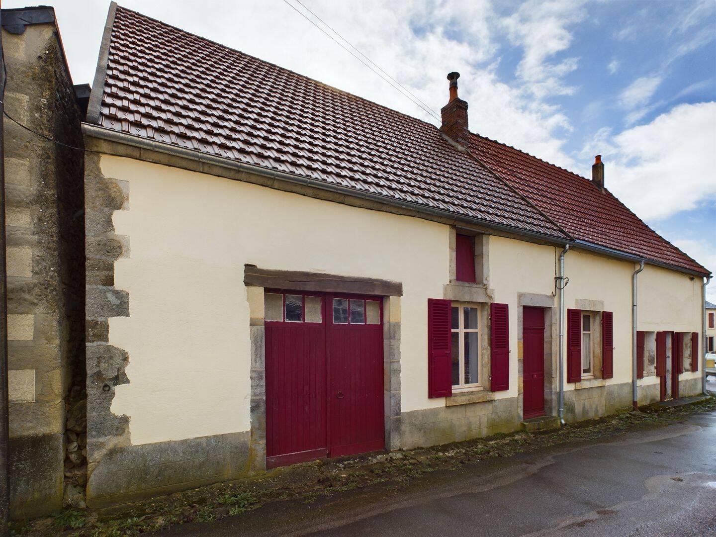 Maison 6 pièces 116 m² · à Saint-Révérien · 115,8 m² · 99 000 €
