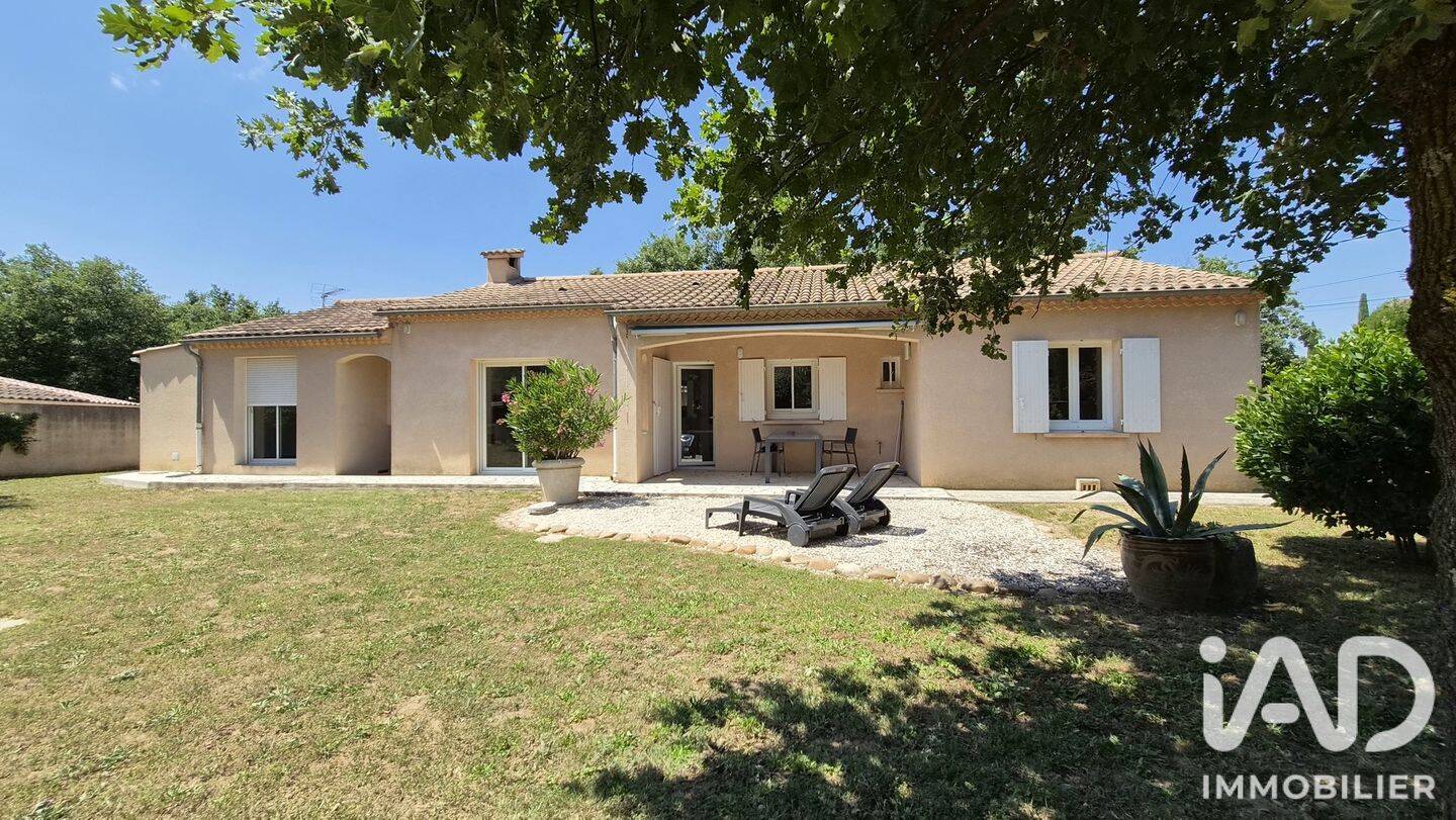 Maison 5 pièces 120 m² · à Rochefort-du-Gard · 120 m² · 365 000 €