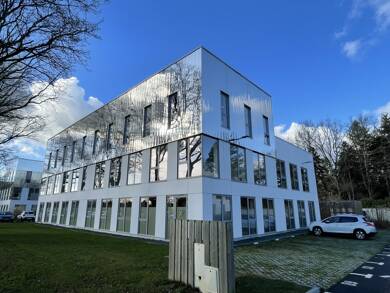 Espace bureau à vendre 1 200 000 € 225 m² de bureaux divisible de 225 m² à 225 m² Cote Est Treillieres 44119