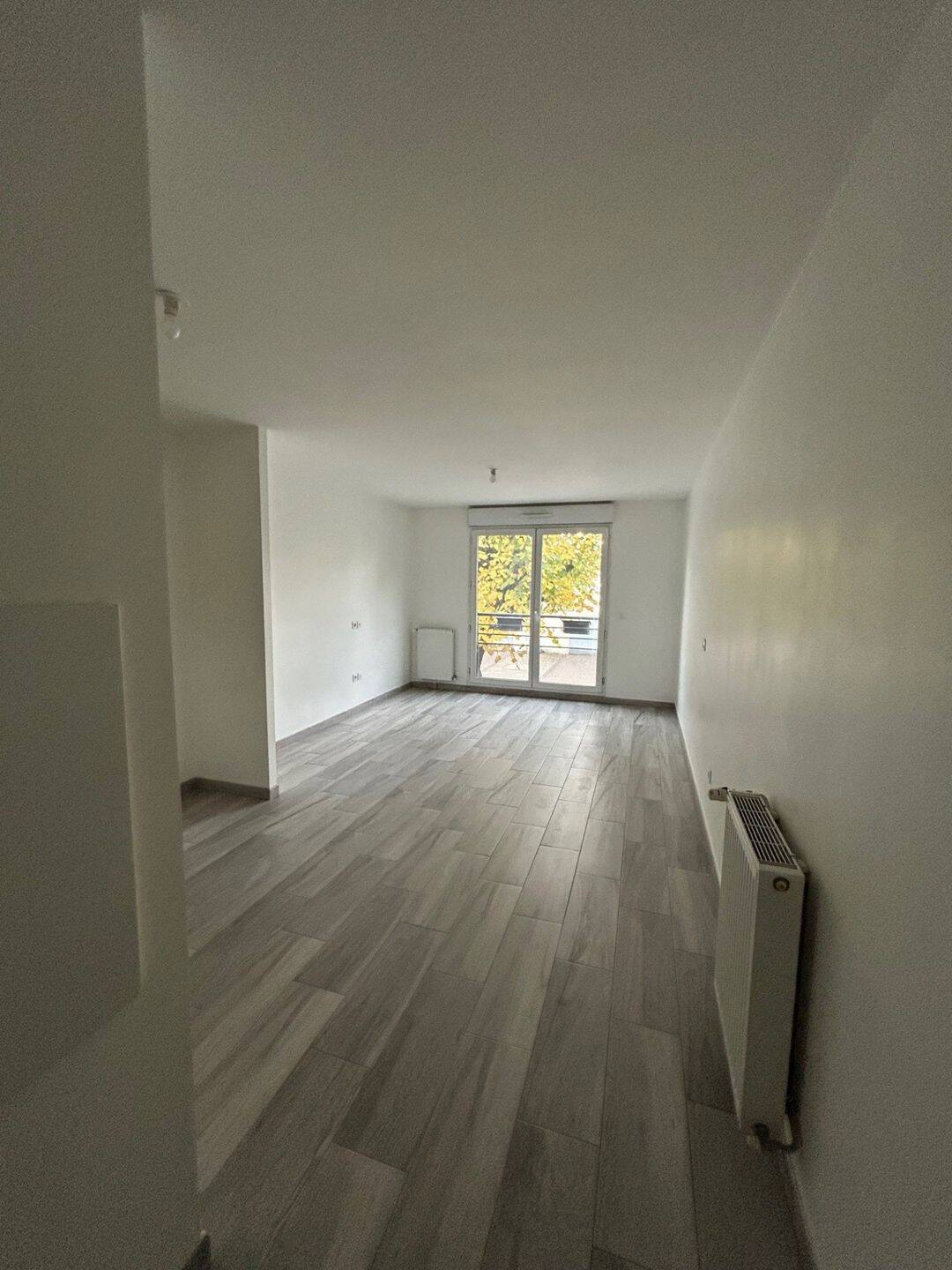 Appartement 1 pièce 30 m² · à Villemomble · 30 m² · 830 €