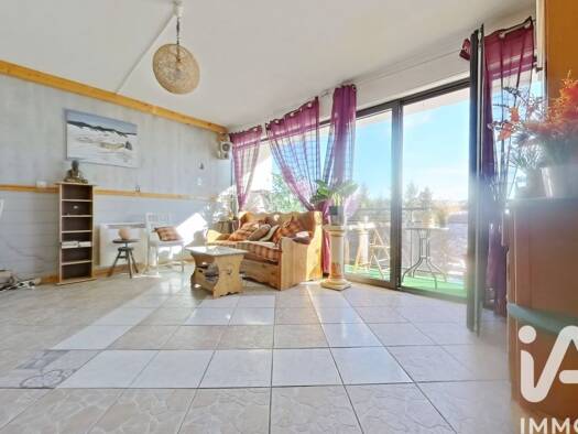 Appartement à vendre 160 000 € 2 pièces 1 chambre 46 m² Étage 4/4 Les Rousses 39220