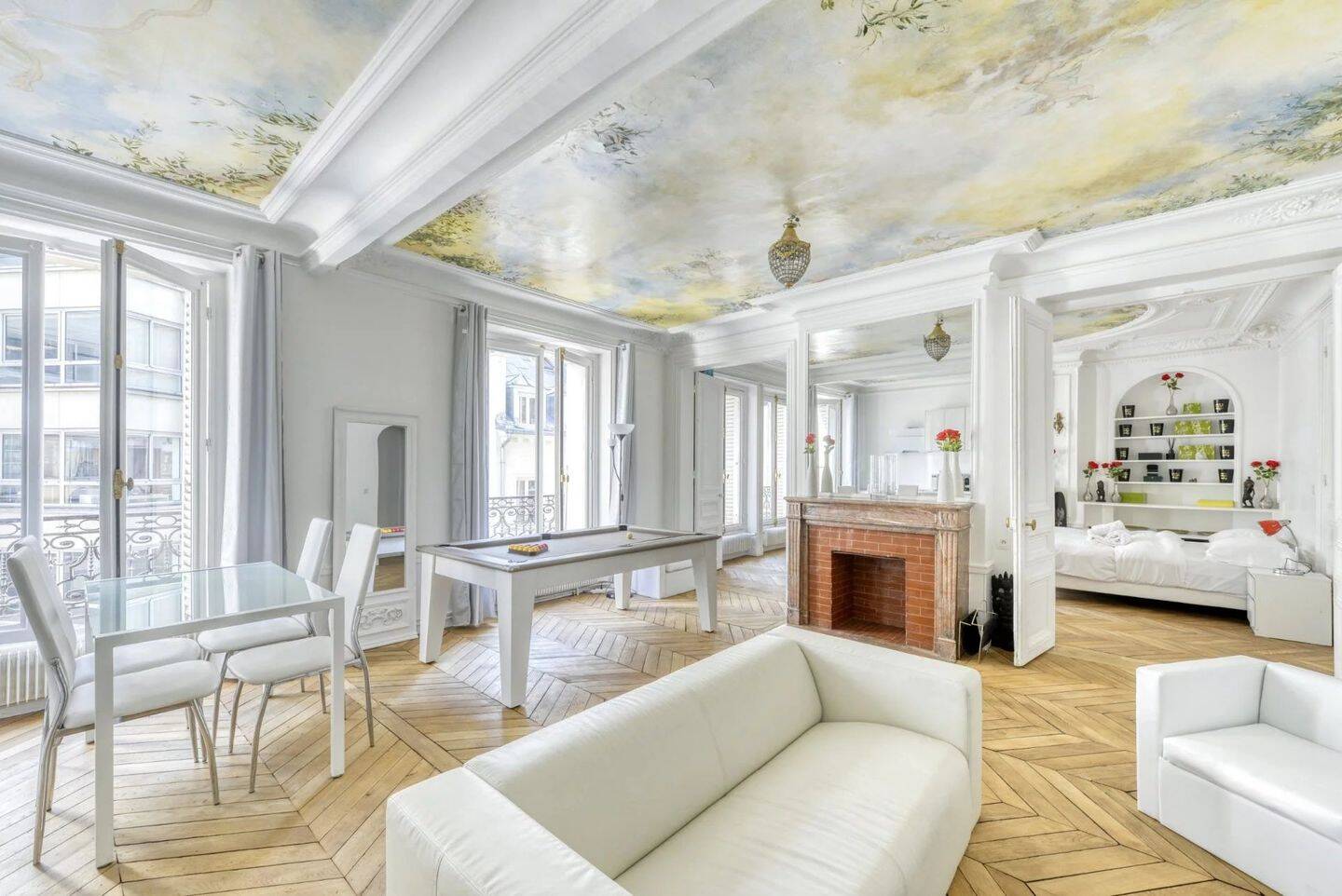 Appartement 4 pièces 105 m² · à Paris 8ème Arrondissement · 105 m² · 5 600 €/mois