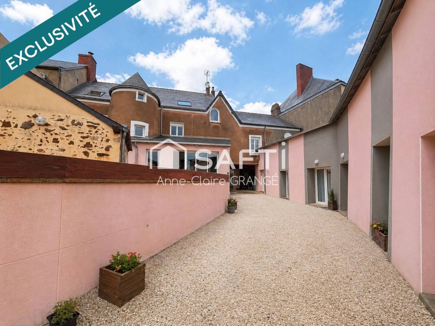 Maison 13 pièces 275 m² · à Sillé-le-Guillaume · 275 m² · 430 000 €