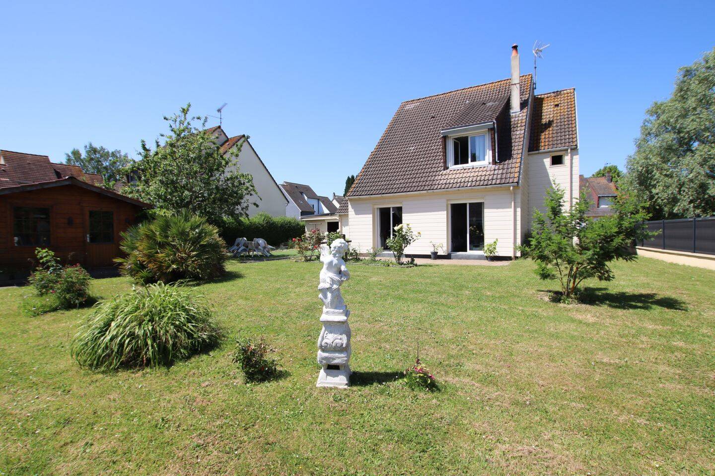 Maison 7 pièces 143 m² · à Fontaine-le-Dun · 142,5 m² · 275 000 €