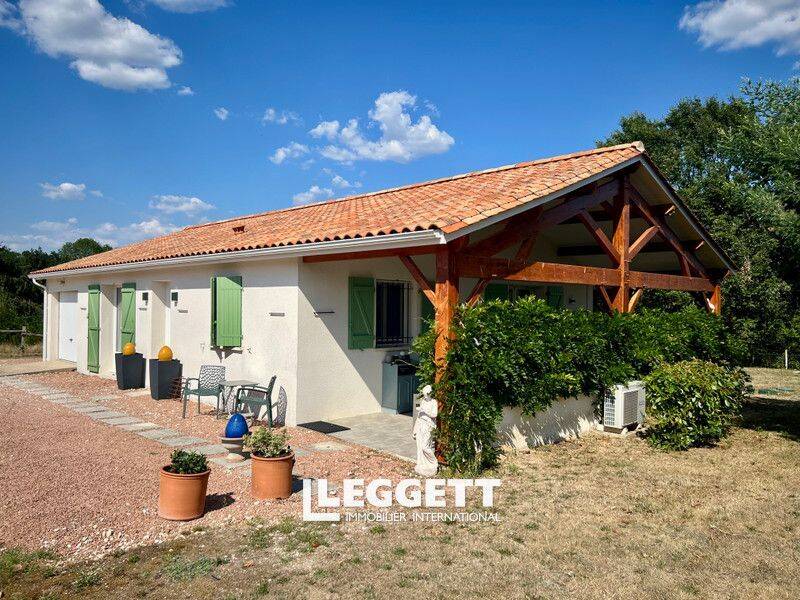 Maison 6 pièces 85 m² · à Saint-Estèphe · 85 m² · 208 650 €