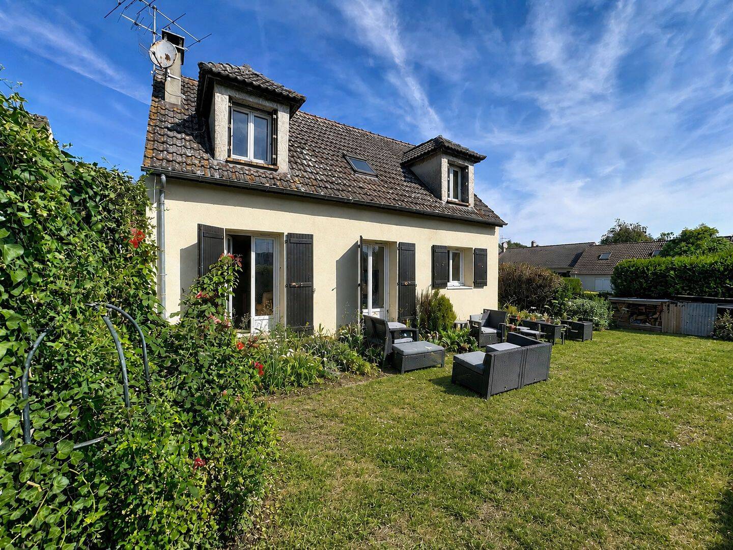 Maison 5 pièces 95 m² · à Saint-Chéron · 95 m² · 309 900 €