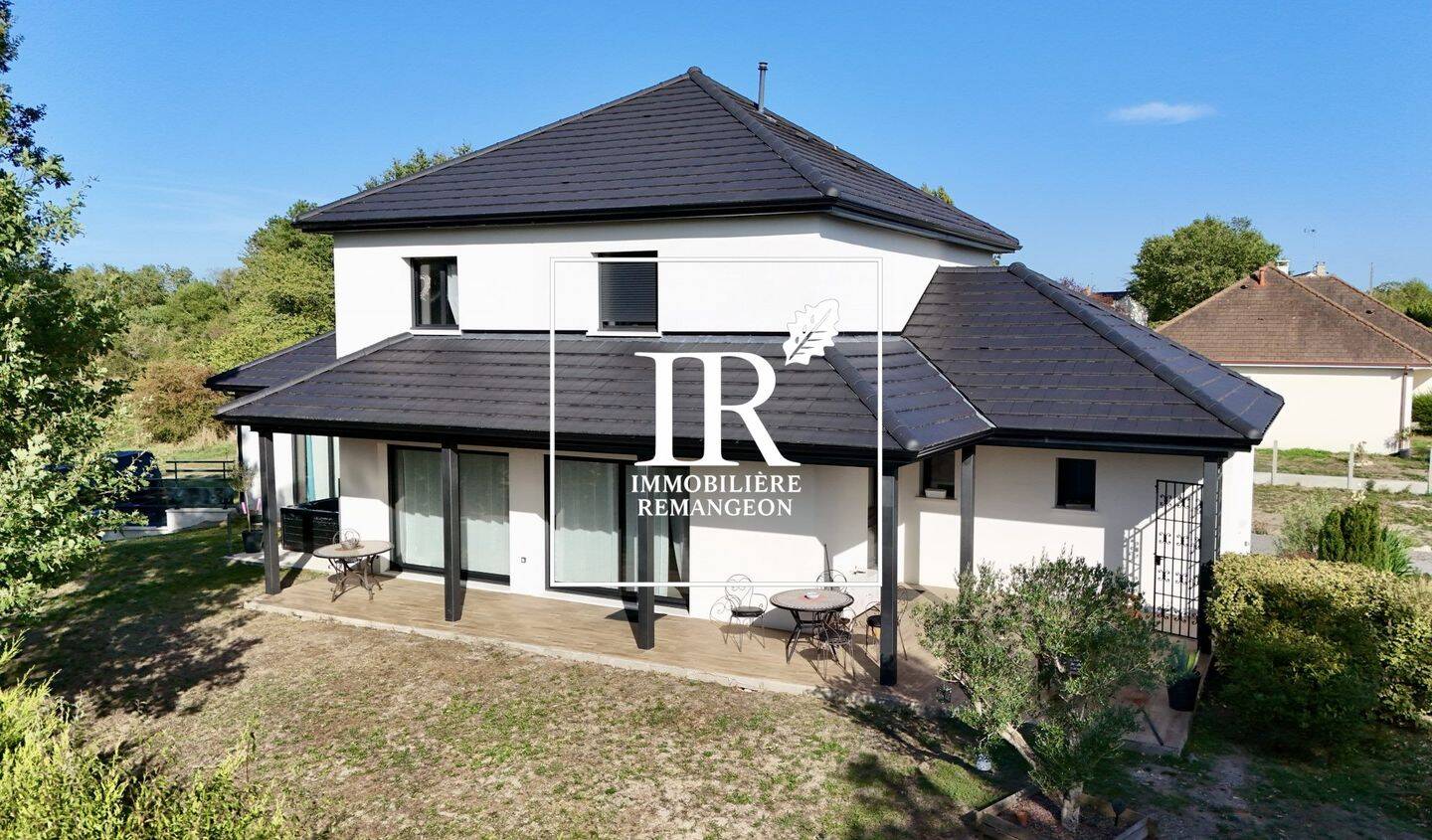 Maison 6 pièces 179 m² · à Vierzon · 179 m² · 299 000 €
