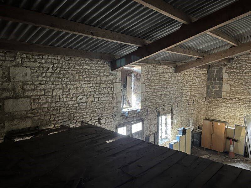 Maison 3 pièces 107 m² · à Fontenay-le-Comte · 107 m² · 66 280 €