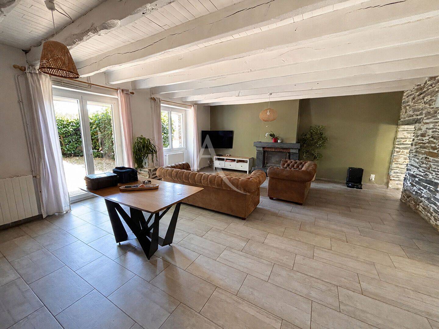 Maison 5 pièces 118 m² · à Nozay · 118 m² · 246 000 €