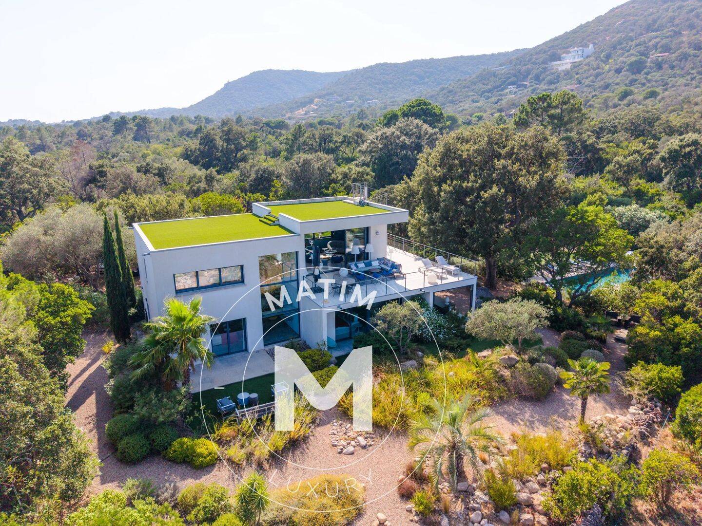 Maison 6 pièces 200 m² · à Zonza · 200 m² · 2 990 000 €