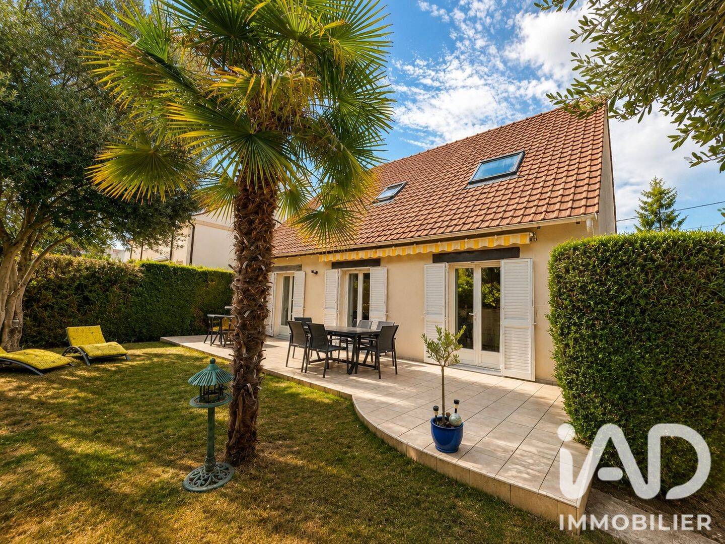 Maison 7 pièces 159 m² · à Sainte-Geneviève-des-Bois · 159,2 m² · 499 000 €