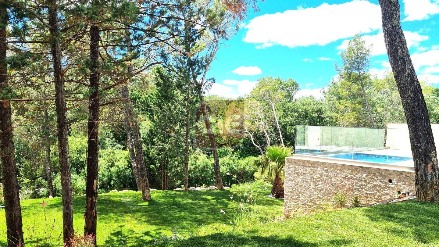 Maison 5 pièces 153 m² · à Montferrier-sur-lez · 153,5 m² · 690 000 €