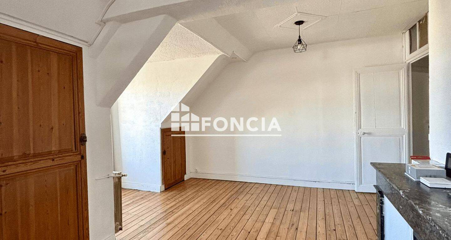 Appartement 2 pièces 73 m² · à Nantes · 72,8 m² · 745 €/mois