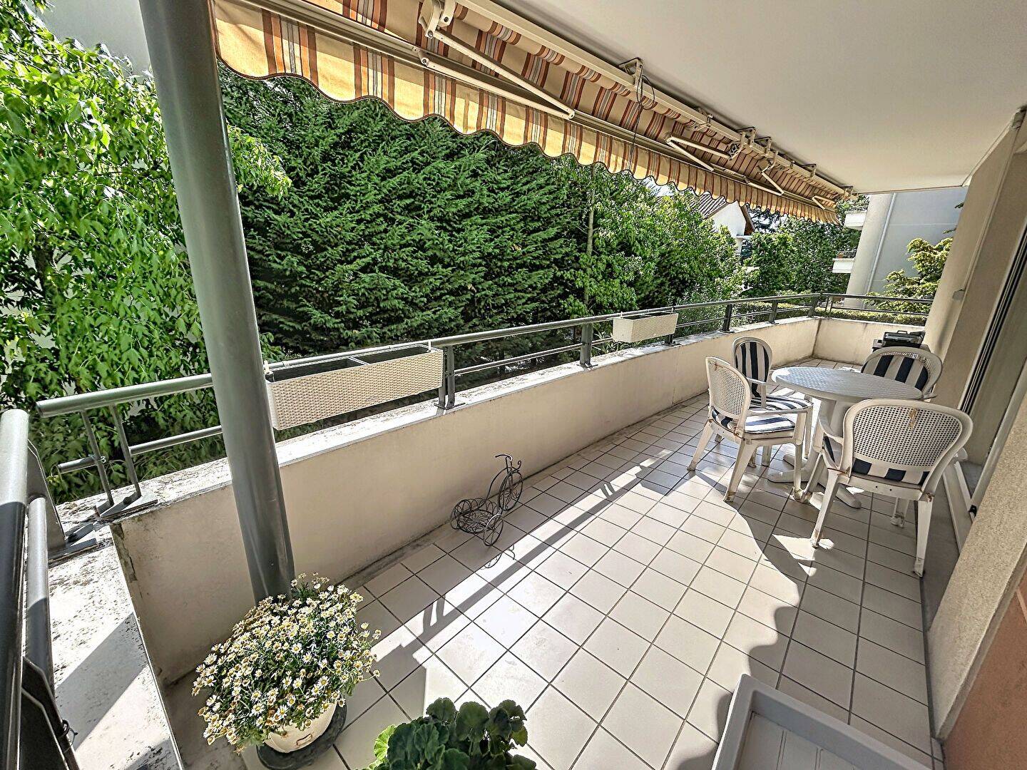 Appartement 4 pièces 97 m² · à Caluire-Et-Cuire · 97,4 m² · 450 000 €