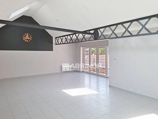 Appartement à vendre 168 000 € 4 pièces 3 chambres 94,4 m² Étage 2/2 Gambetta Tourcoing 59200