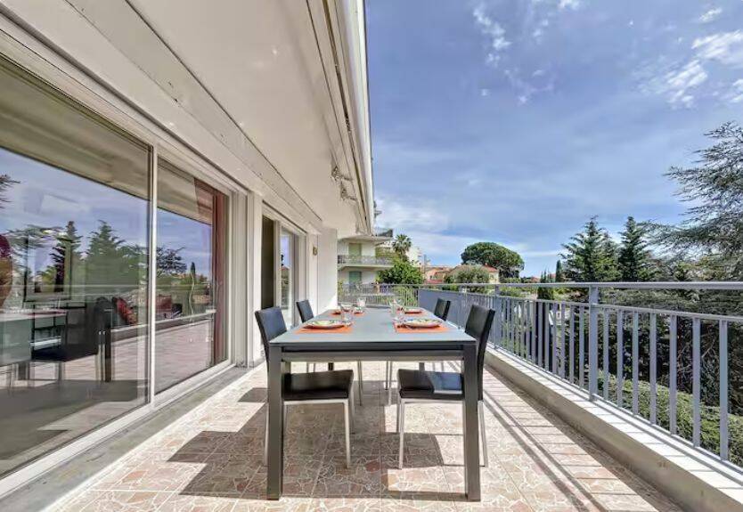 Appartement 2 pièces 55 m² · à Cannes · 55,1 m² · 1 800 €/mois