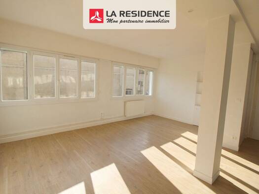 Appartement à vendre 137 900 € 3 pièces 2 chambres 60 m² Étage 1/4 Rouen 76000