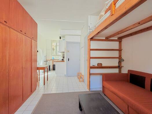 Appartement à vendre 180 000 € 1 pièce 23,55 m² RDC Plateau Gentilly 94250