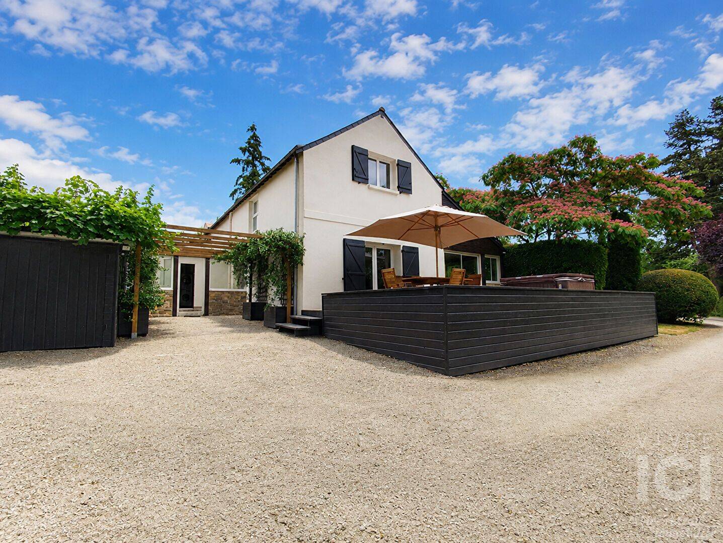 Maison 7 pièces 161 m² · à Notre-Dame-des-Landes · 161 m² · 344 850 €