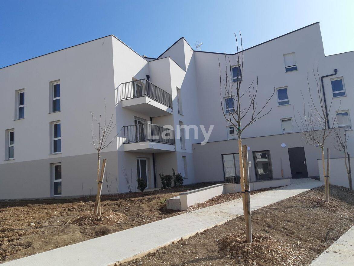 Appartement 3 pièces 64 m² · à Amiens · 64,2 m² · 812 €/mois