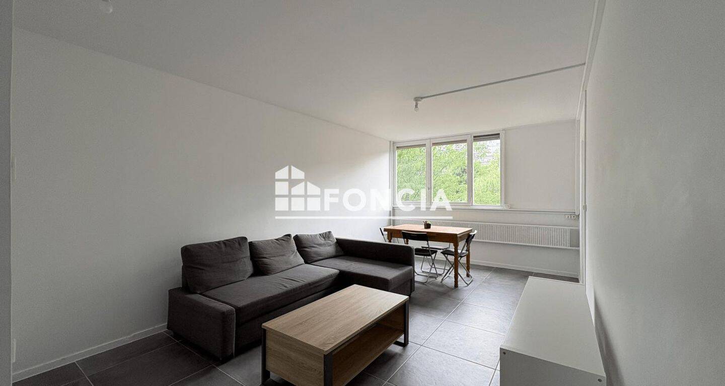 Appartement 2 pièces 44 m² · à Saint-Étienne · 44 m² · 560 €