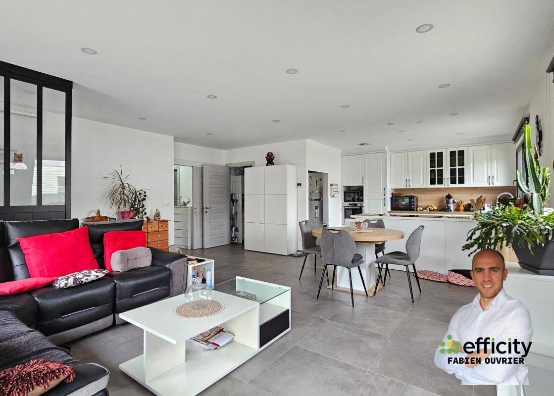 Maison 4 pièces 102 m² · à Scionzier · 102 m² · 357 000 €