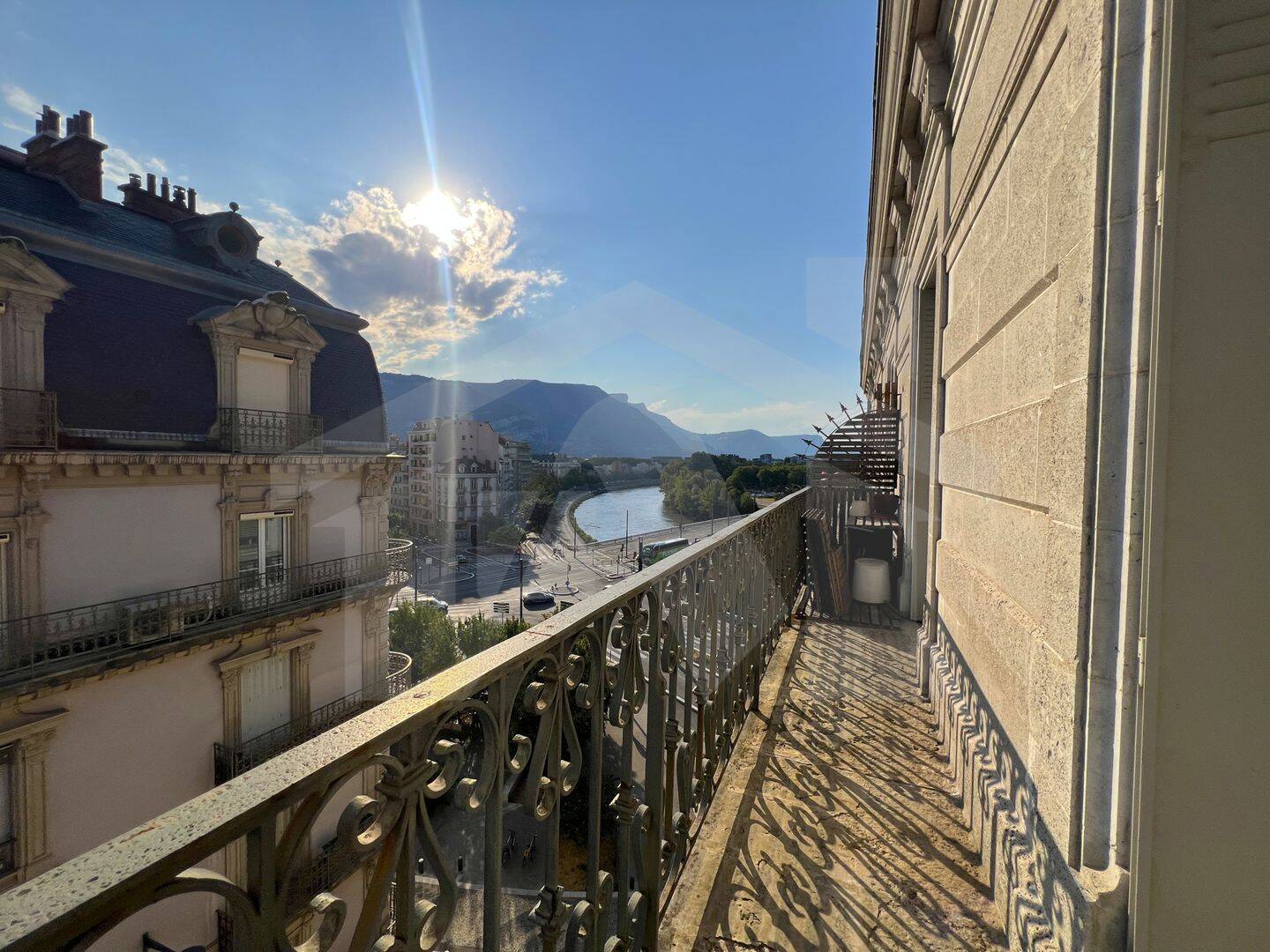 Appartement 4 pièces 114 m² · à Grenoble · 113,8 m² · 398 000 €