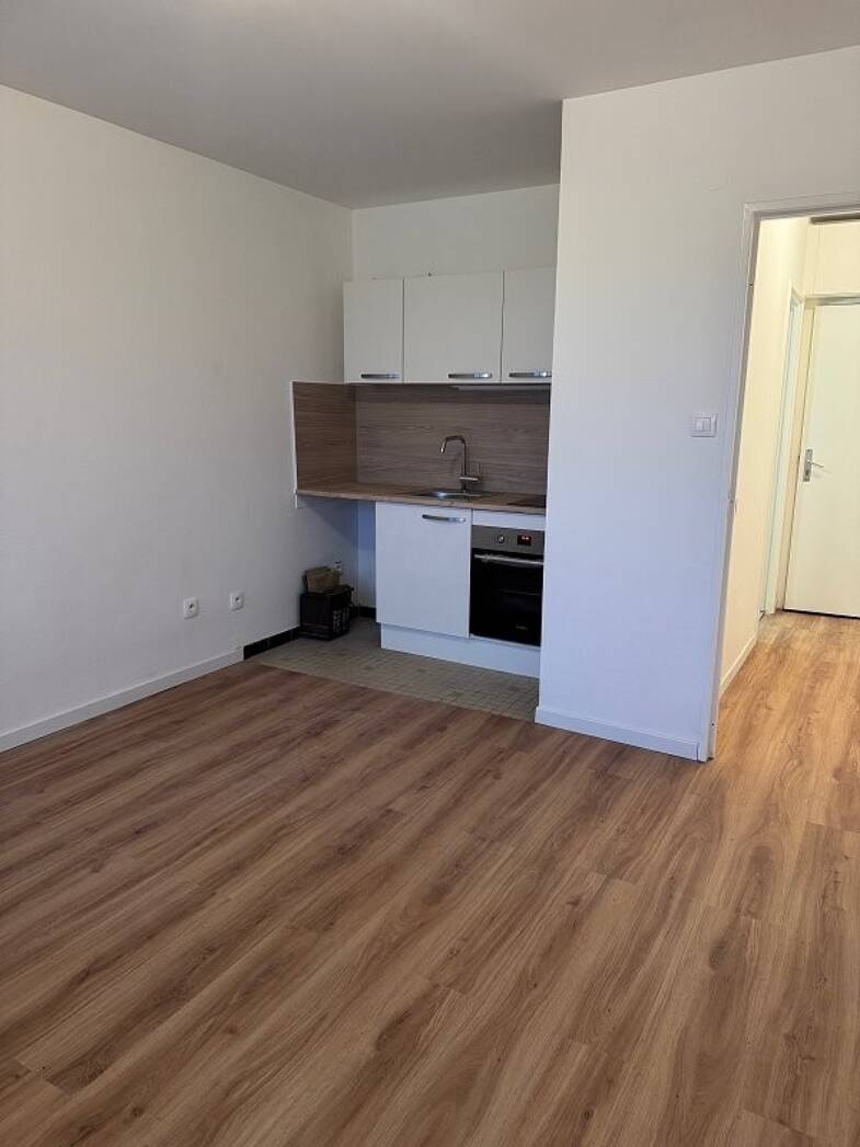 Appartement à louer 575 € 1 pièce 20 m² 3ème étage Centre Erstein 67150
