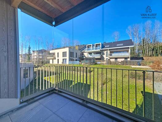 Appartement à vendre 510 000 € 3 pièces 3 chambres 69 m² Étage 2/2 Sud Ouest Divonne-les-Bains 01220