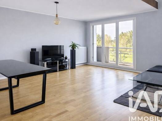 Duplex à vendre 319 000 € 5 pièces 4 chambres 134 m² Étage 3/4 Bercheres Nord Pontault-Combault 77340