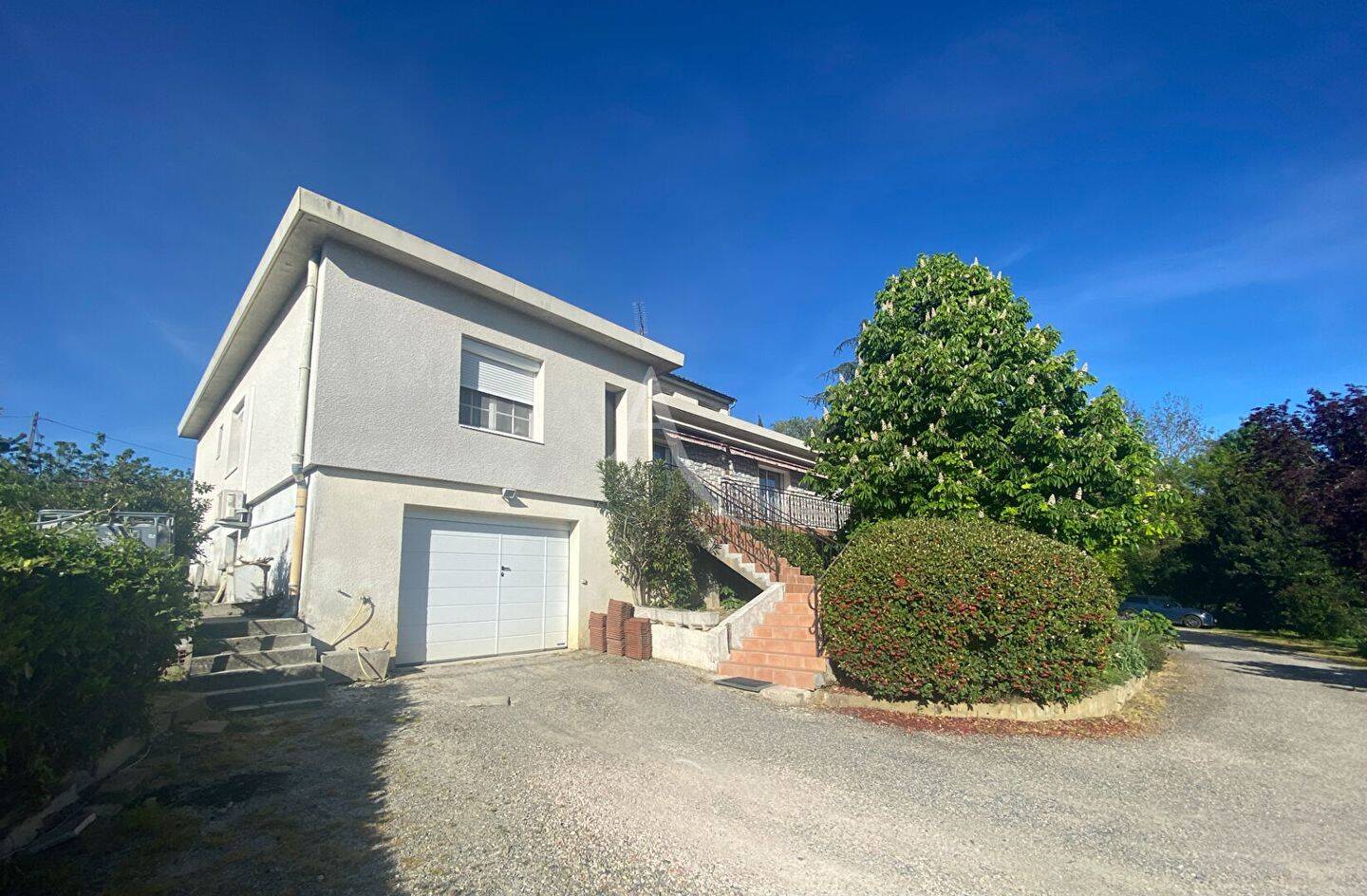 Maison 6 pièces 182 m² · à Montrabé · 182 m² · 549 750 €