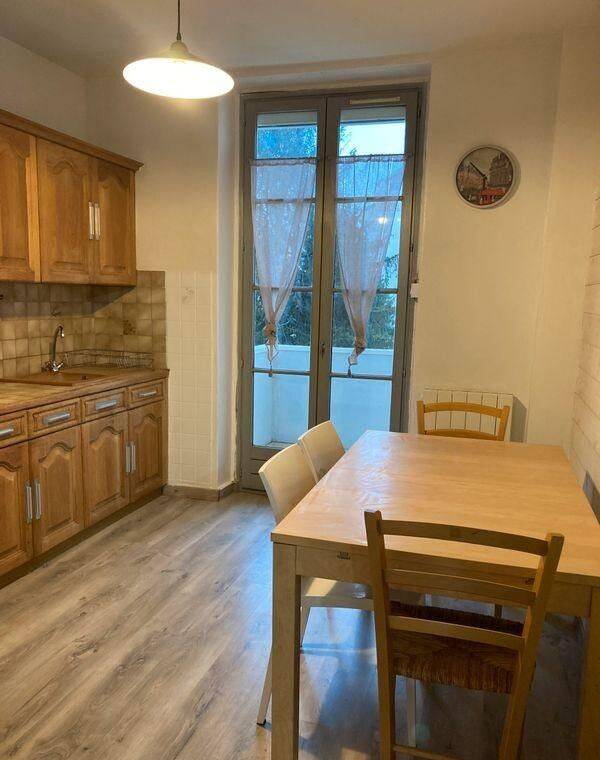 Appartement 3 pièces 50 m² · à Lyon 3ème Arrondissement · 50 m² · 999 €