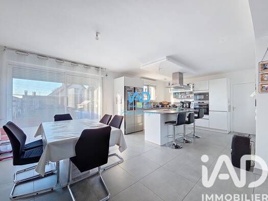 Maison à vendre 374 000 € 6 pièces 4 chambres 113 m² 388 m² de terrain Tournan-en-Brie 77220