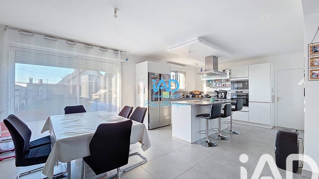 Maison à vendre 374 000 € 6 pièces 4 chambres 113 m² 388 m² de terrain Tournan-en-Brie 77220